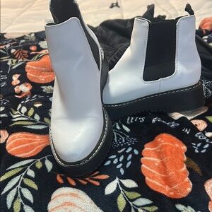 Madden Girl White and Black Ankle Boots